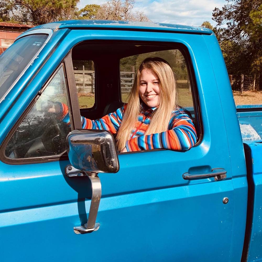 Meet your Posher, Regan